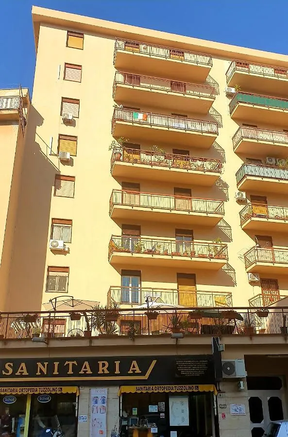 Civico 20 Bed & Breakfast Palermo 2*,  Italy